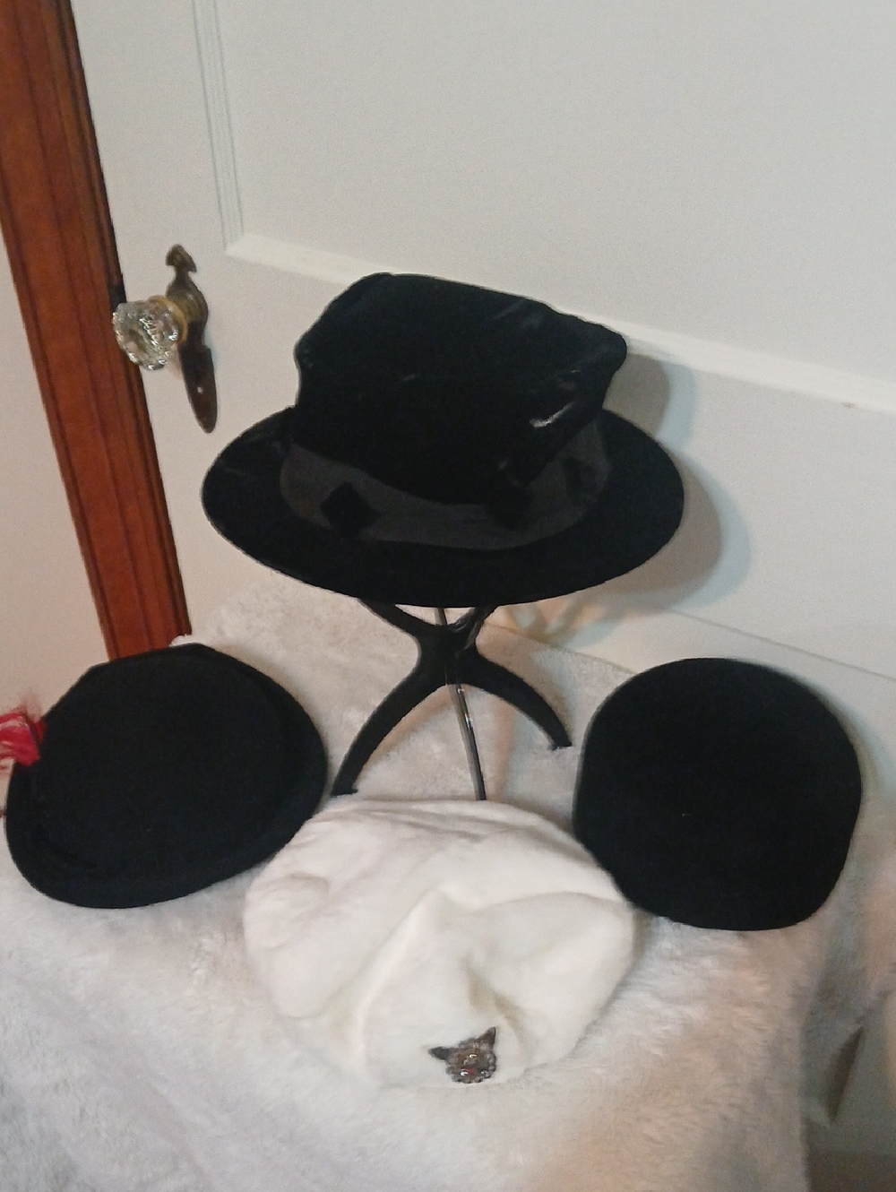 Vintage Hat Lot - Picture 5 of 16